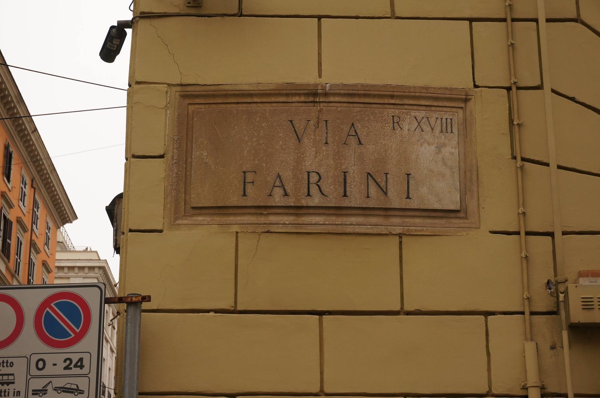Via Farini.jpg